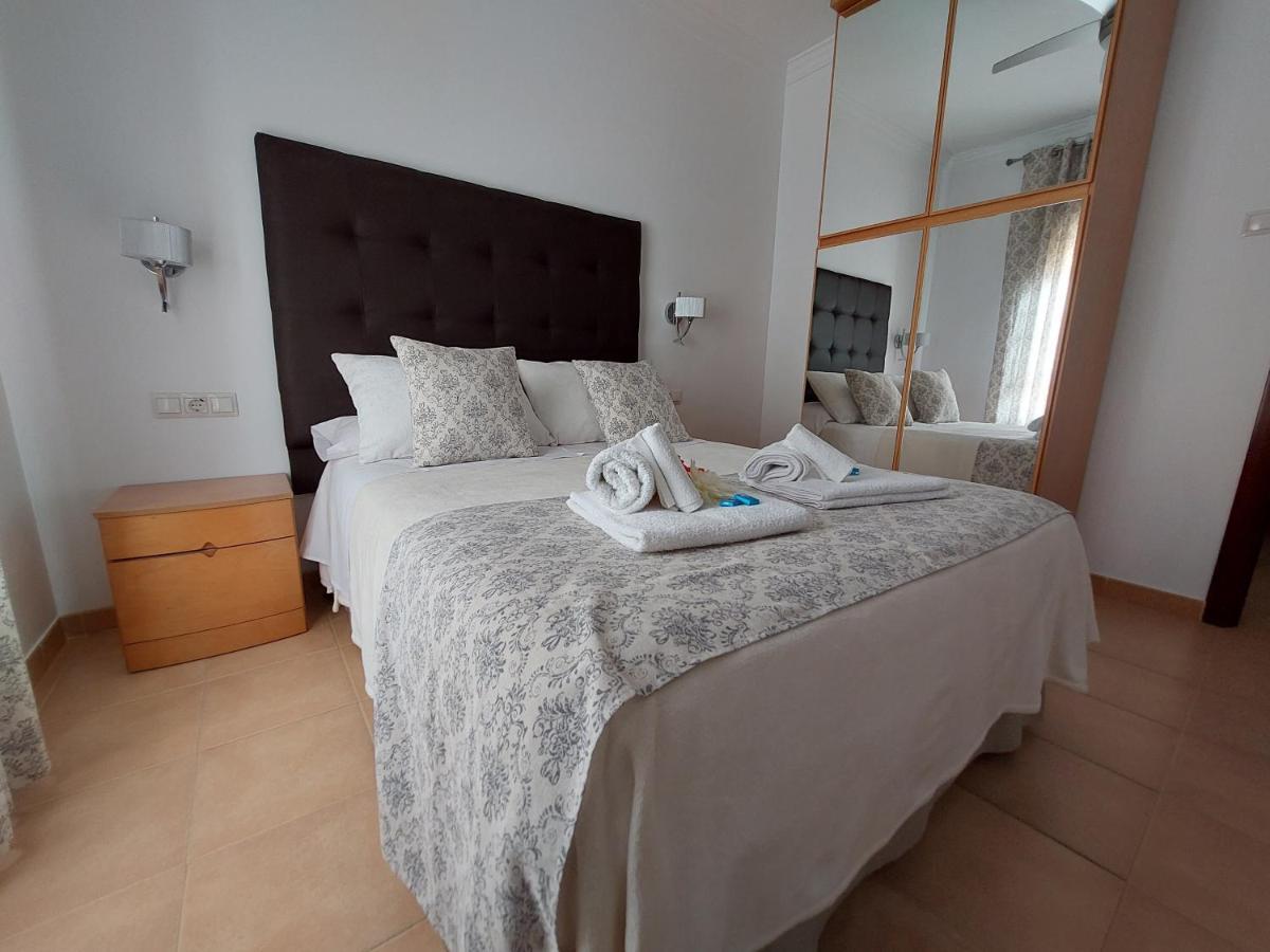 Apartamento Nerja Beach Bagian luar foto