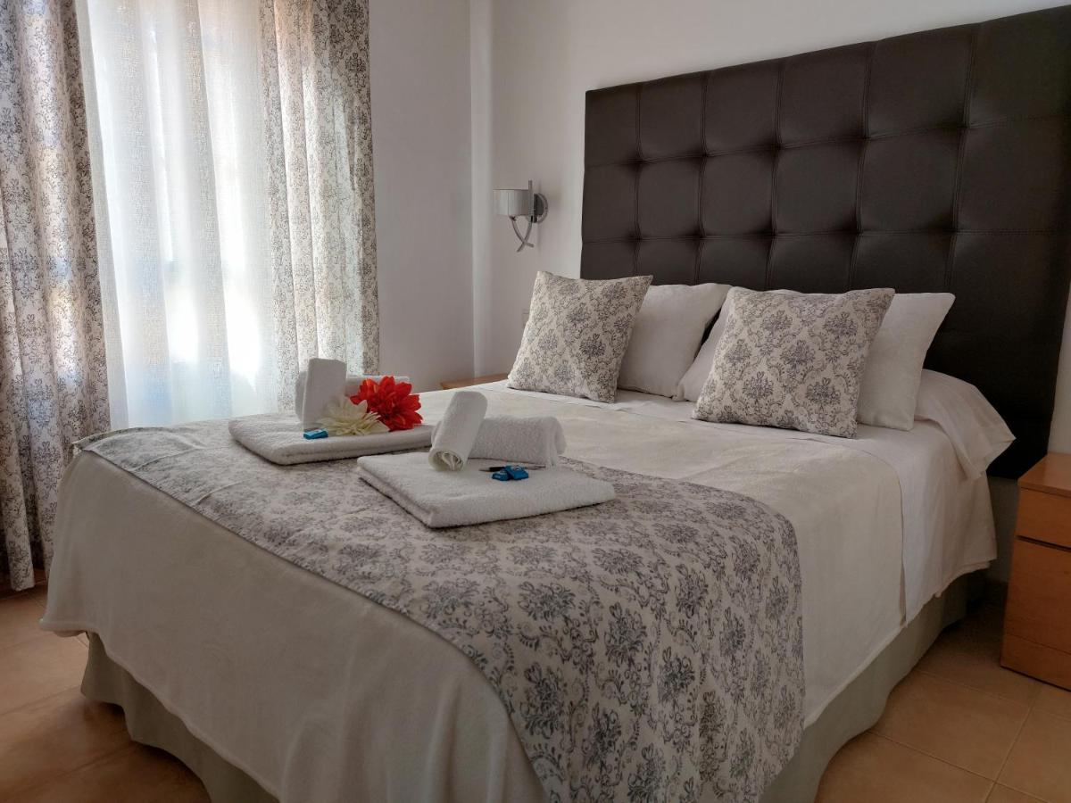Apartamento Nerja Beach Bagian luar foto
