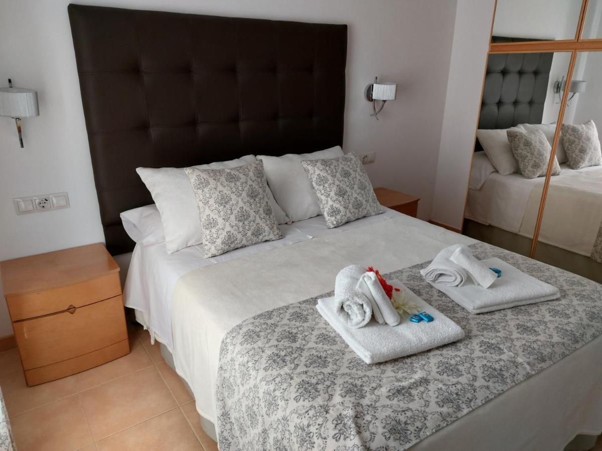 Apartamento Nerja Beach Bagian luar foto