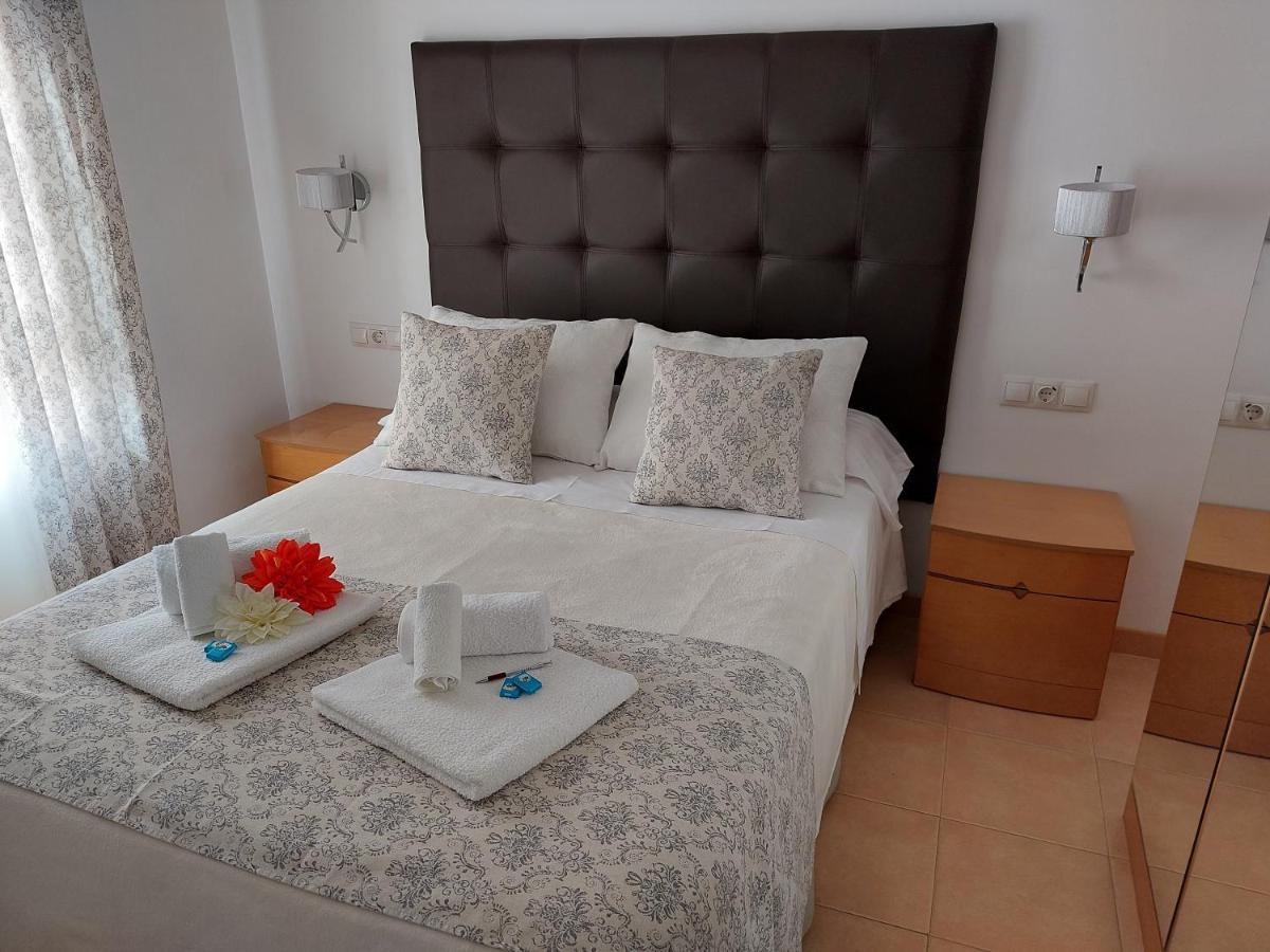 Apartamento Nerja Beach Bagian luar foto
