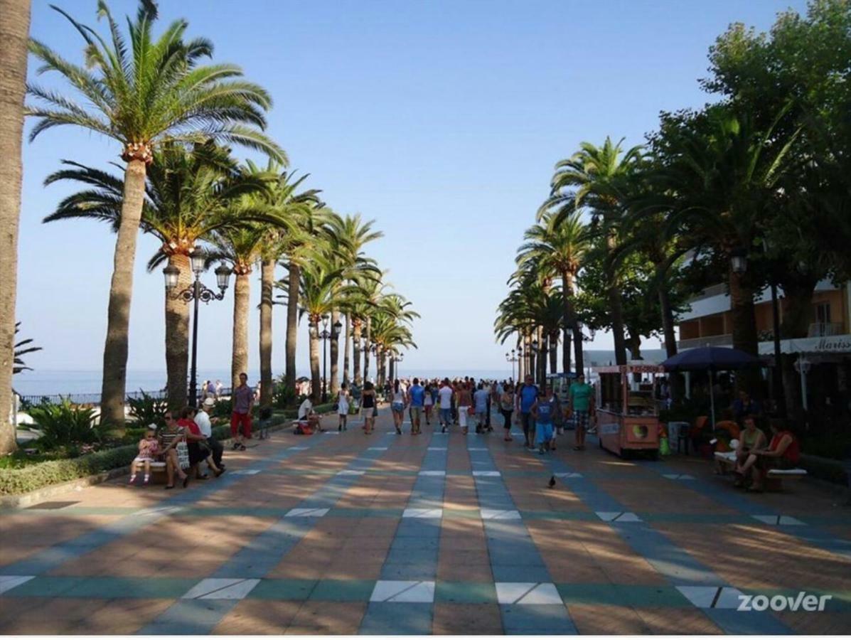 Apartamento Nerja Beach Bagian luar foto
