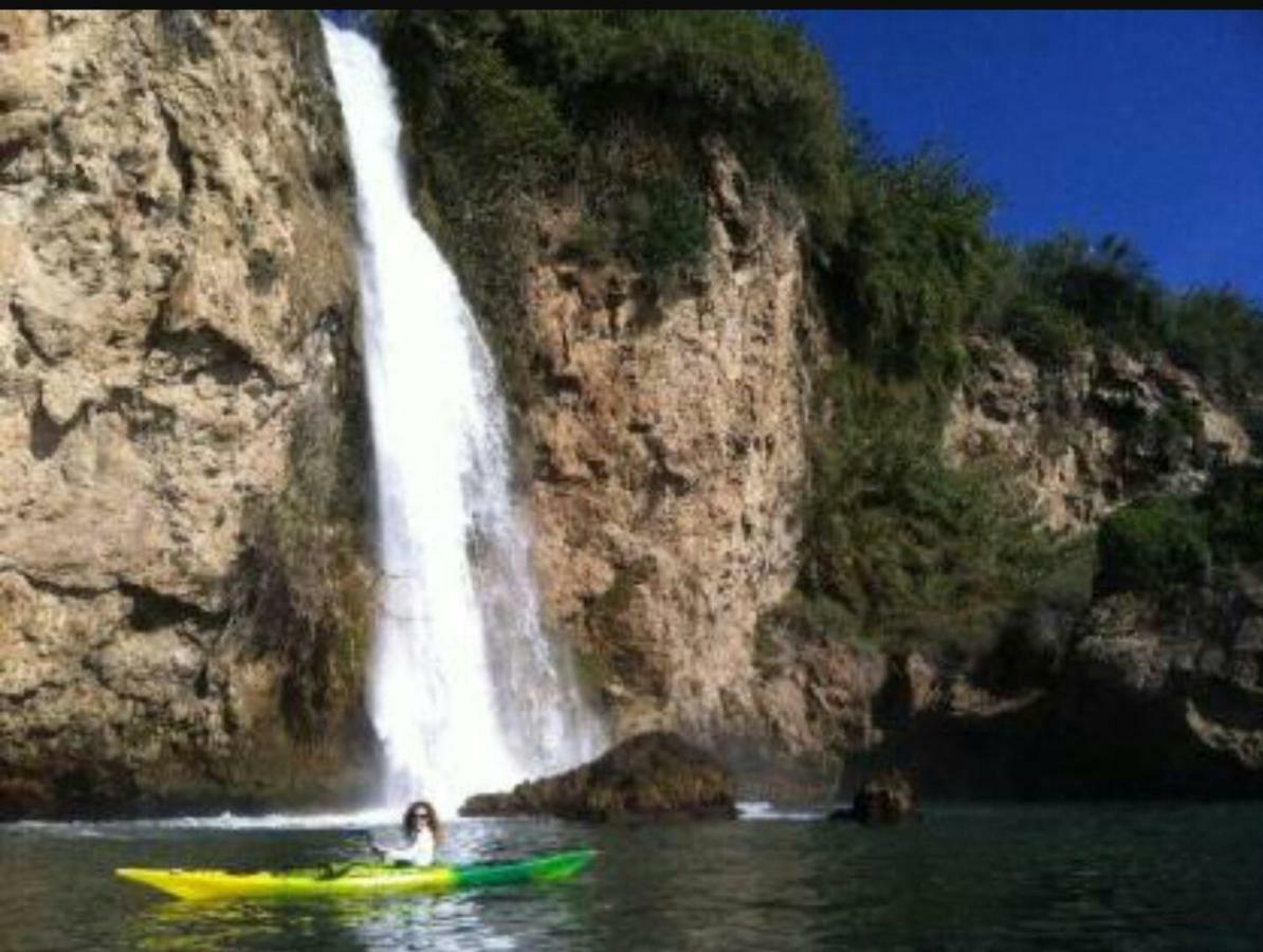 Apartamento Nerja Beach Bagian luar foto