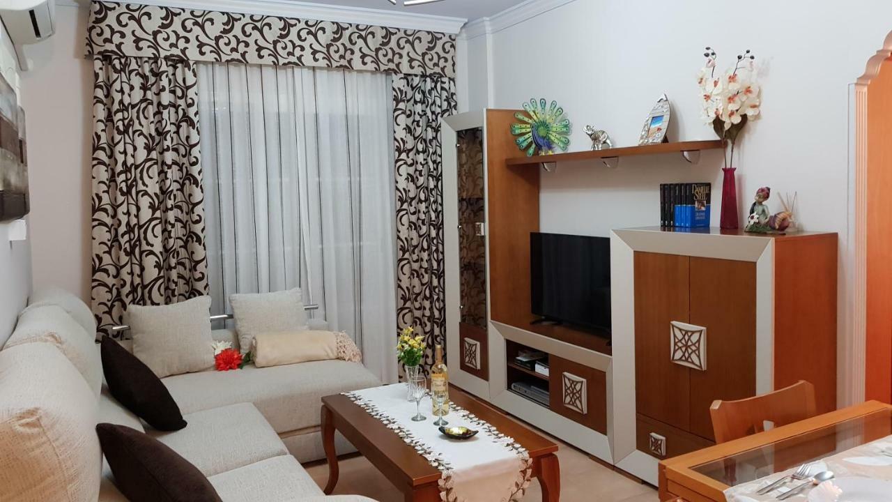 Apartamento Nerja Beach Bagian luar foto