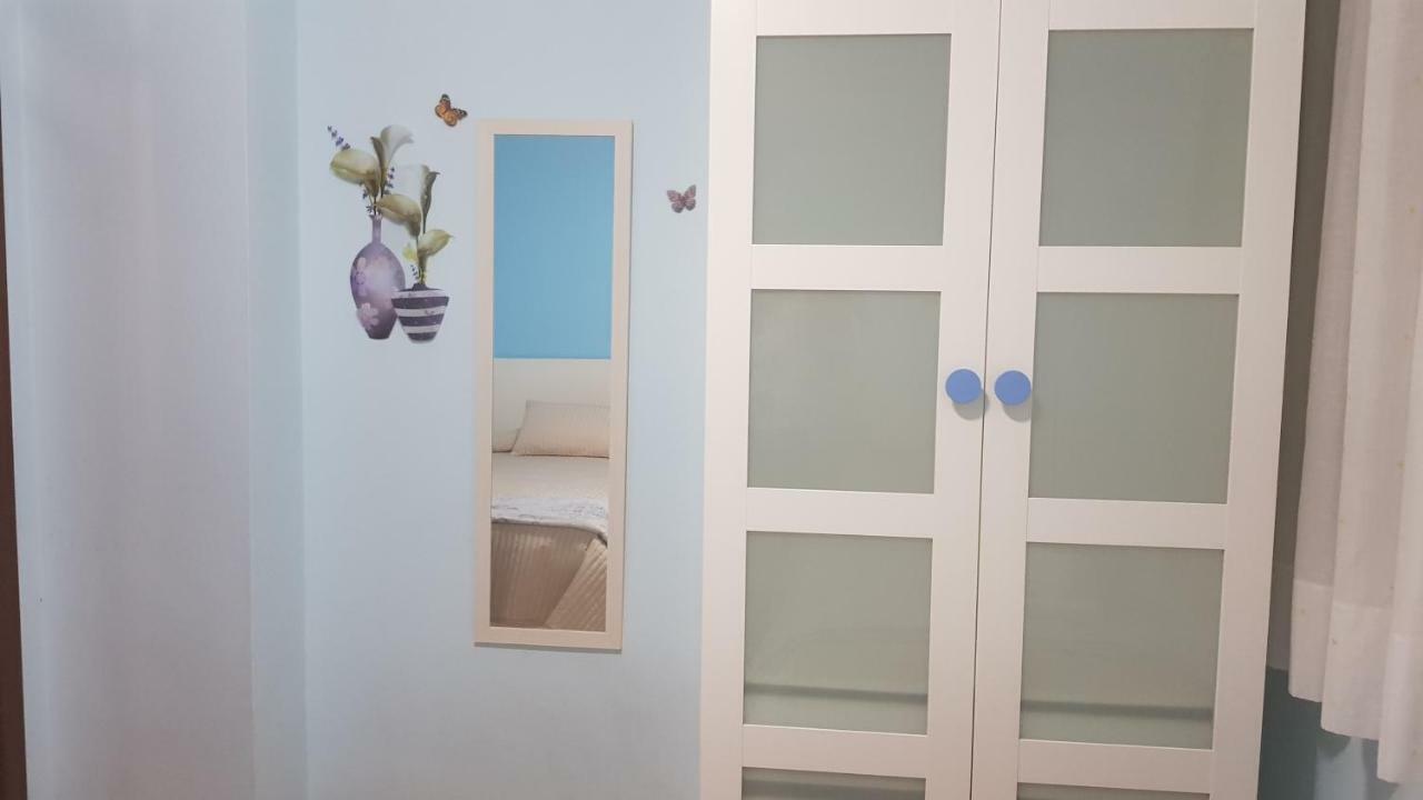 Apartamento Nerja Beach Bagian luar foto