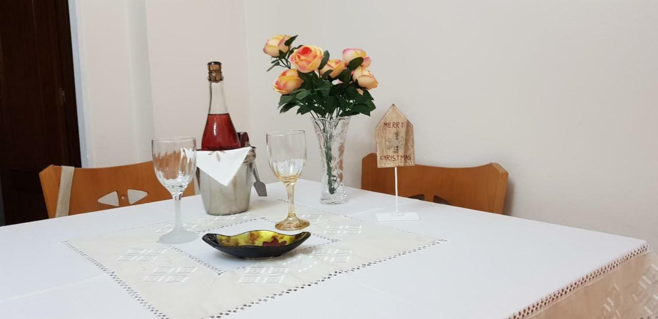 Apartamento Nerja Beach Bagian luar foto